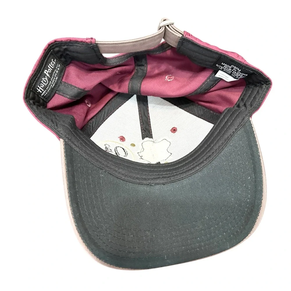 Harry Potter Hat‎ Hogwarts Crest Platform Maroon Cap Adjustable Gryffindor Adult